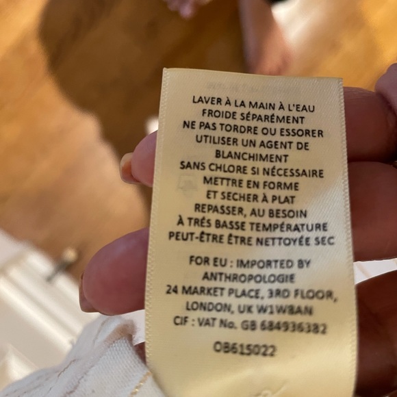 Anthropologie romantic top - Picture 7 of 7